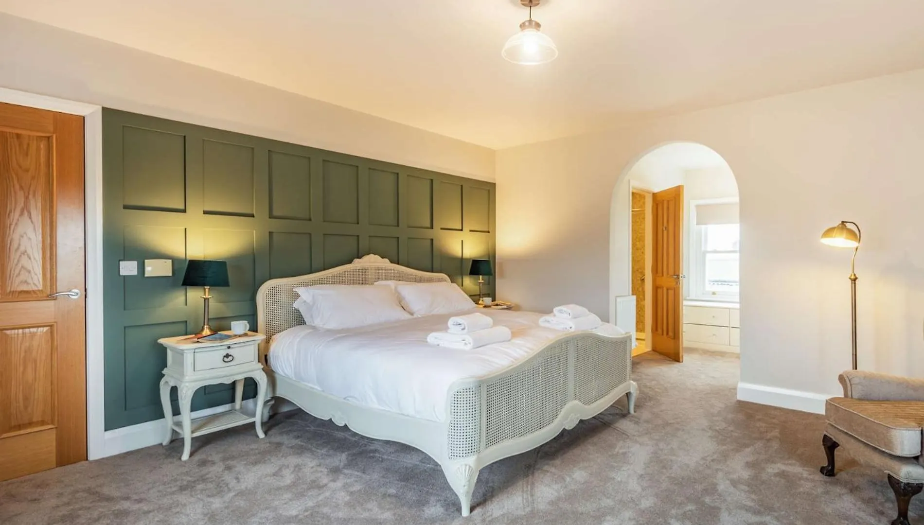 5 Bed In Lytham 85675 Villa Weeton